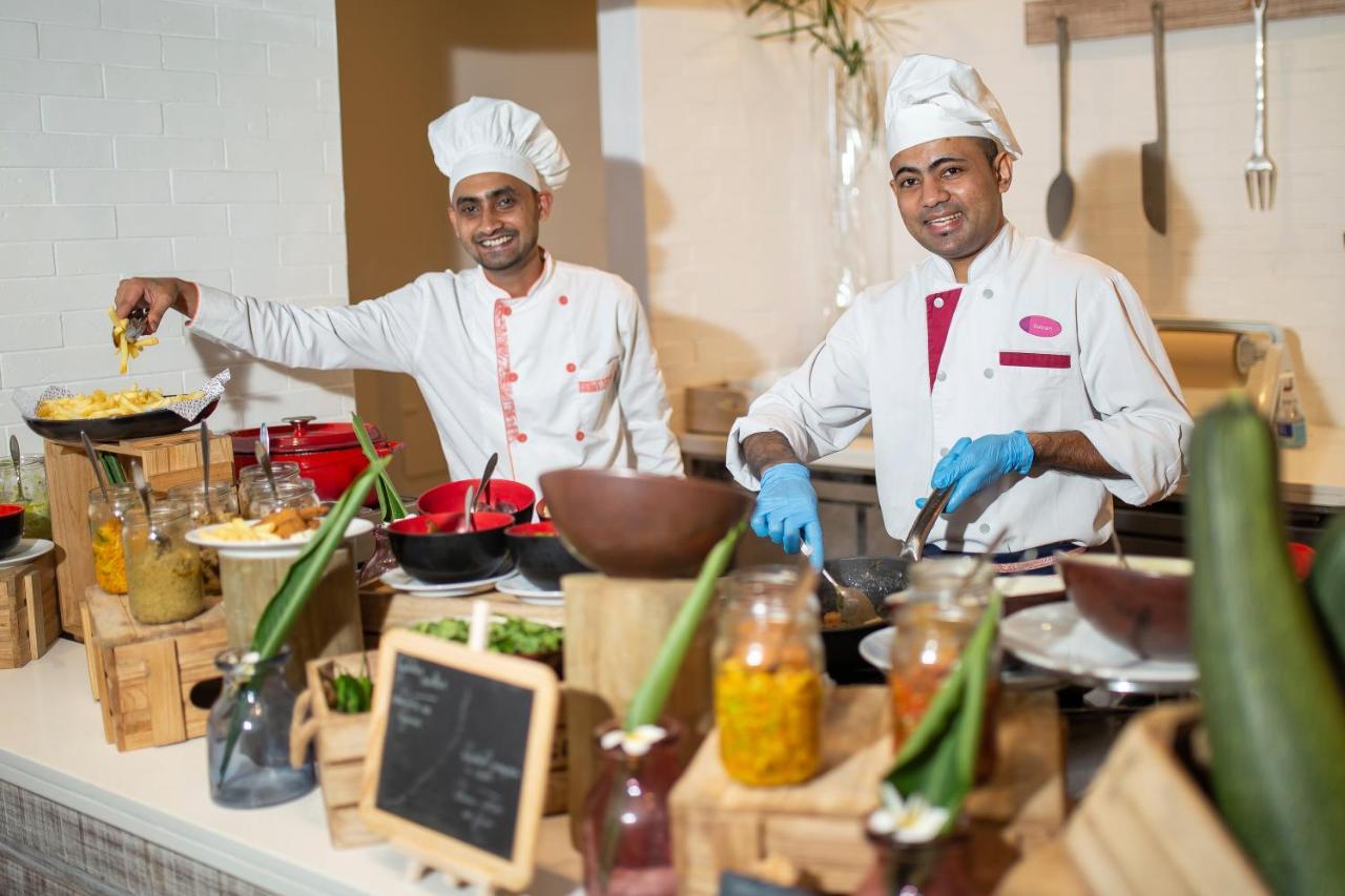 C Mauritius (adults Only)