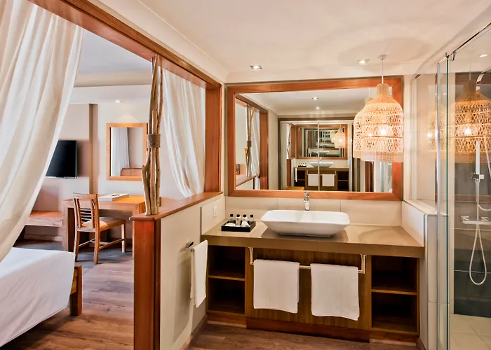 C Mauritius (Adults Only)